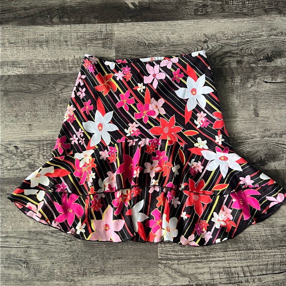 Floral flowy mid skirt